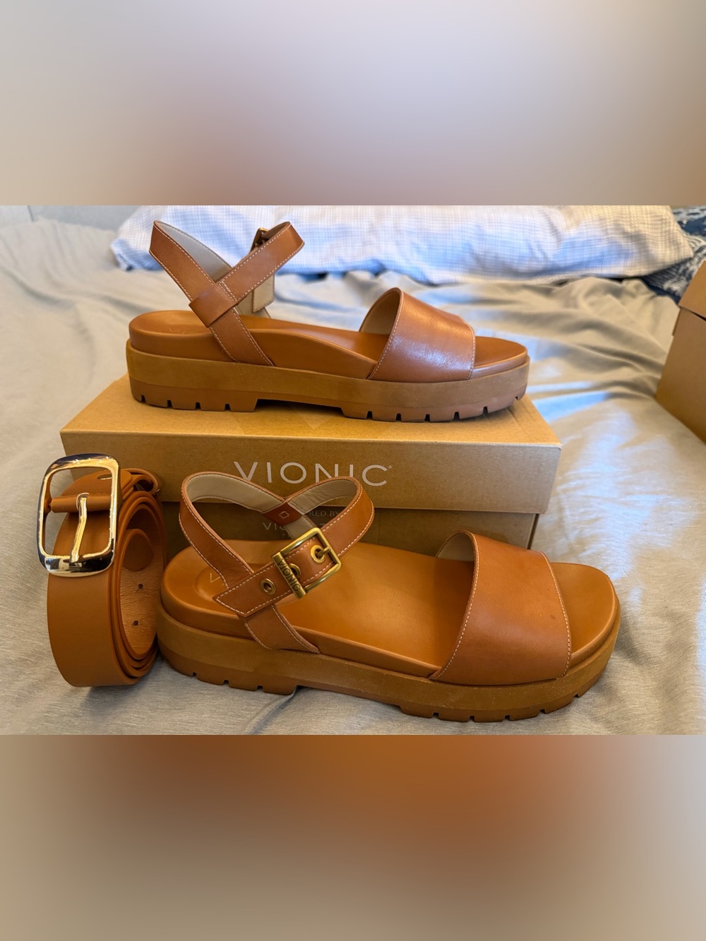 Vionic Women's Brown Leather Platform Wedge Sandals & Belt